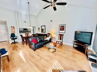 37 Pine Tree Ct, San Rafael, CA 94903