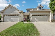 Ambrosia Ter-S2407-001.jpg