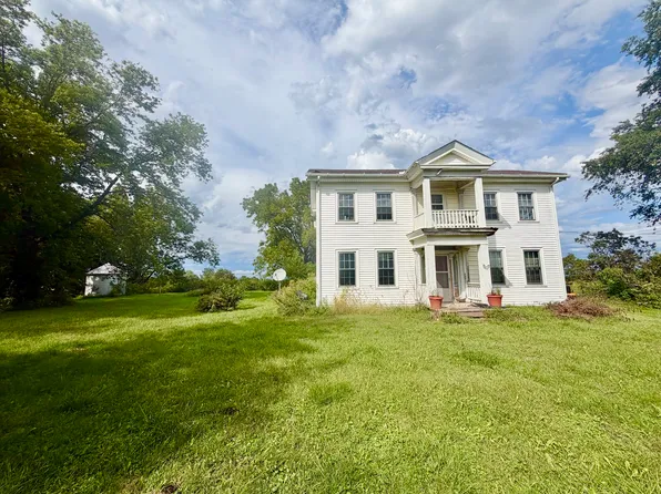 836 140th Ave, Joy, IL 61260