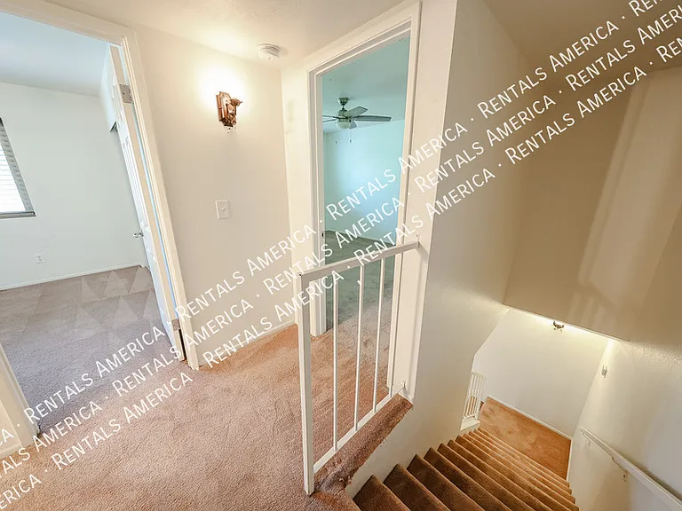 1254 N 85th Pl — Photo 7
