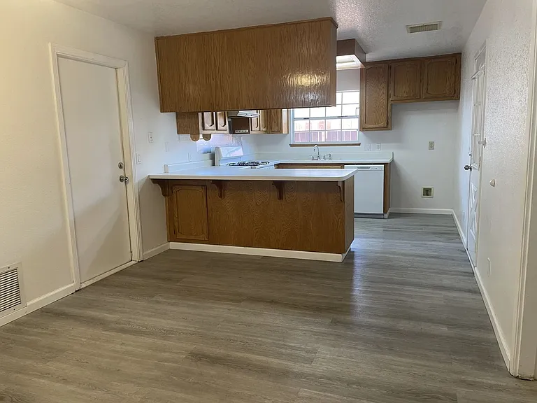 428 W Ward Ave — Photo 5