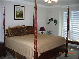 4th image of 9304 Clearview Dr