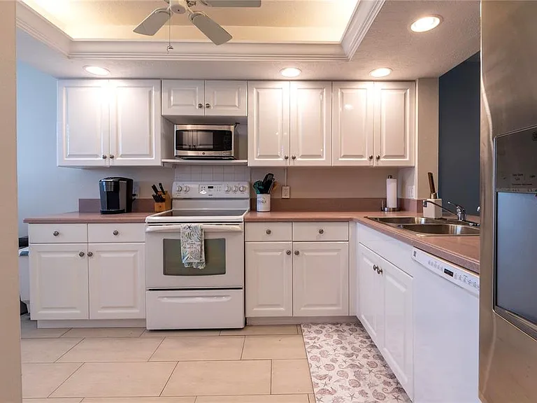 17900 Gulf Blvd #11C — Photo 36