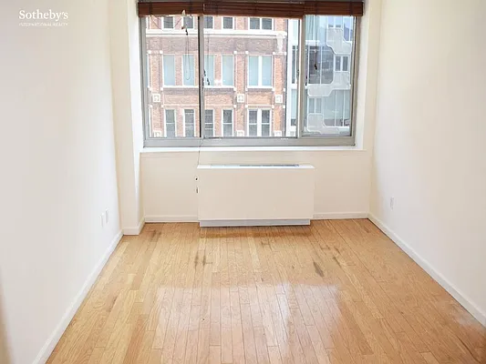 Rented by Sotheby's International Realty | media 11