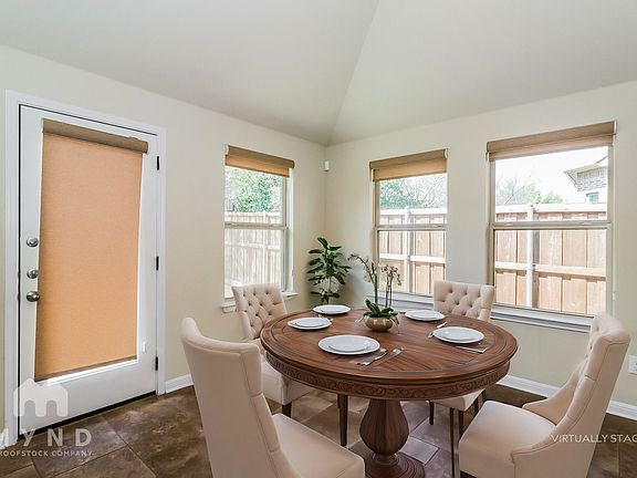 3rd image of 18401 Rio Chama Ln