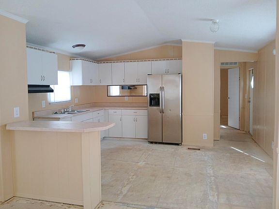 4th image of 1641 S Golden Cir