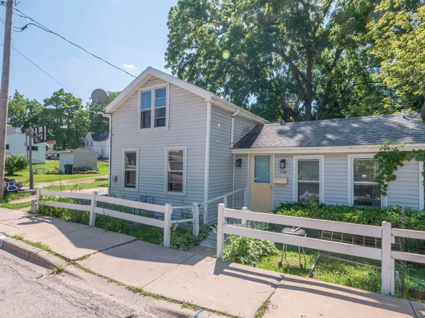 114 Washington St, Ripon, WI 54971