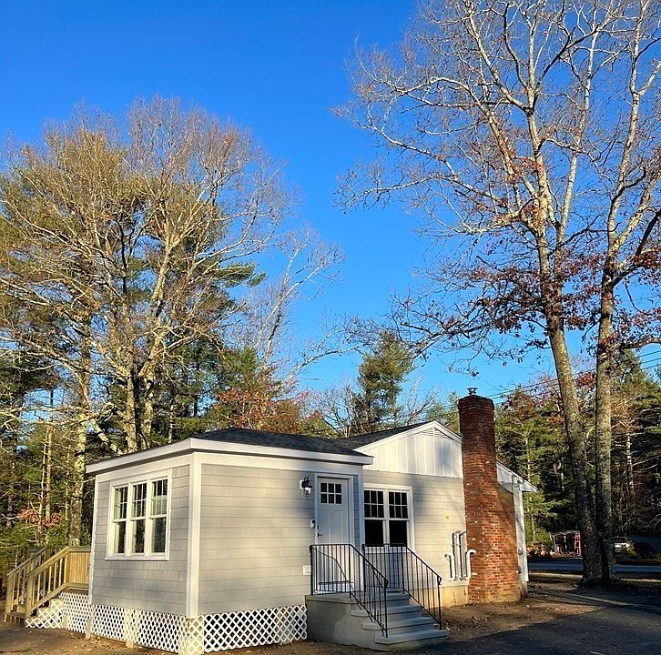 3 Oakland Sq, Pembroke, MA 02359 MLS 73062429 Zillow