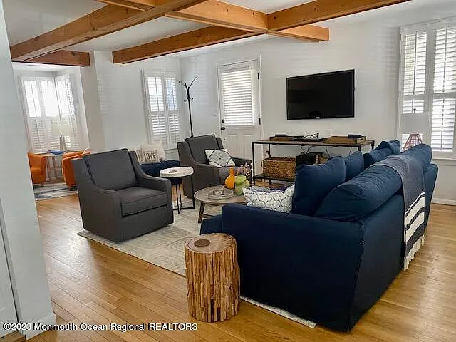 42 Central Ave — Photo 16