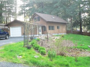 32122 Nichols Ln, Cottage Grove, OR 97424