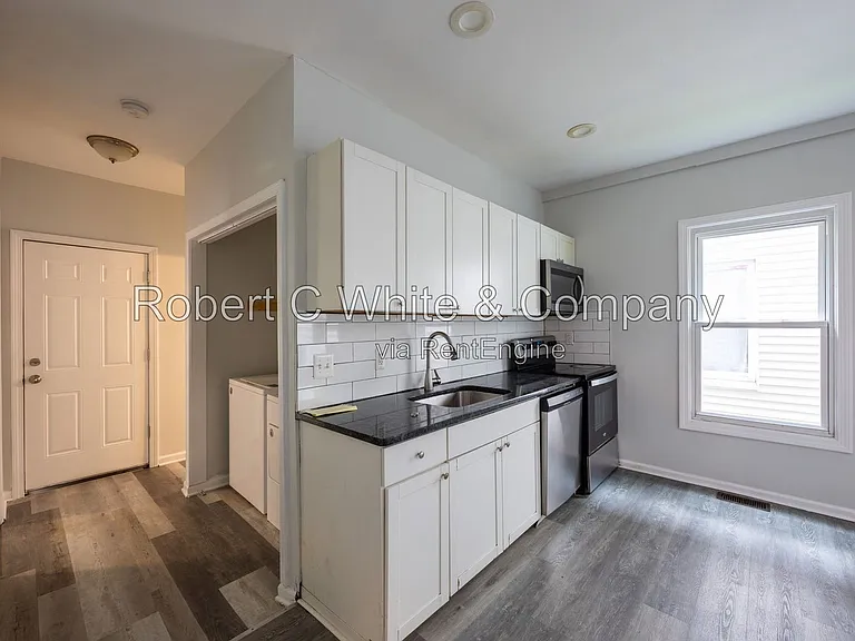 687 Winchester Ave #1 — Photo 2