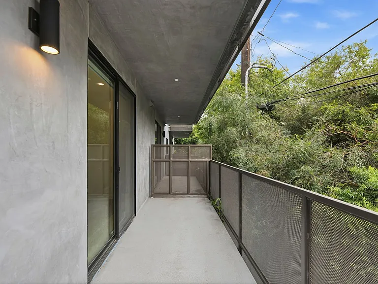 TALA Residences at 829 Larrabee Street — Photo 46