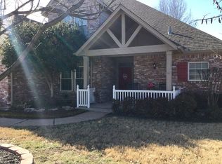 1916 S Dogwood Pl, Broken Arrow, OK 74012