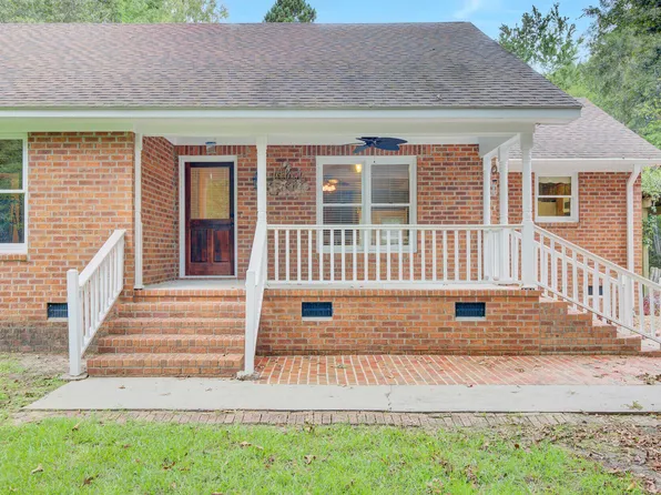 204 New Hope Dr, Summerville, SC 29486