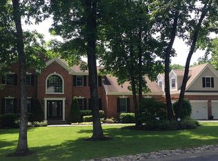 1814 Ryan Ln, Stroudsburg, PA 18360