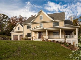 4 High Hill Farm Pl, Thornwood, NY 10594