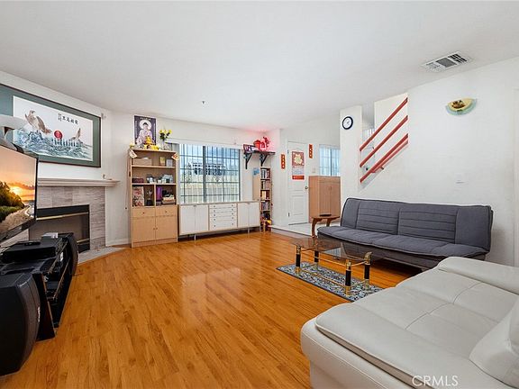 3rd image of 3486 Whistler Ave