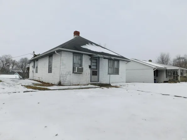 708 Hayes Ave, Salem, IN 47167