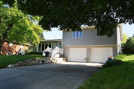 5th image of 2514 N Shore Dr