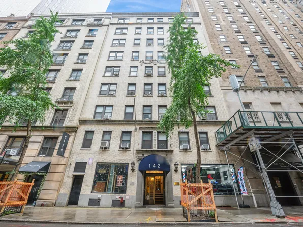 142 East 49th Street 4C image 1 of 15