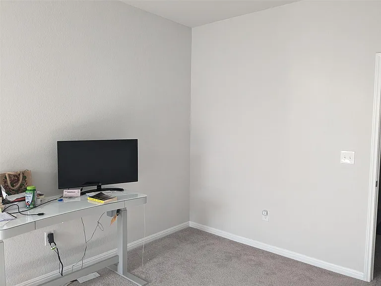 105 Durmont Pass — Photo 17