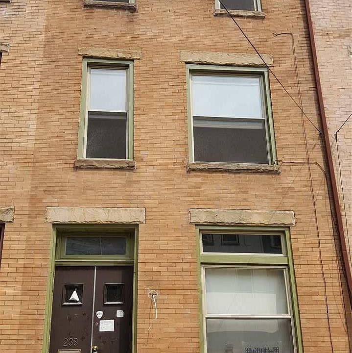 1st image of 238 Harris St