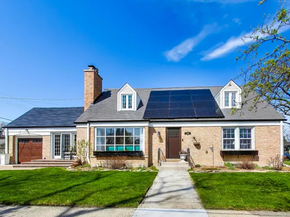 202 N Chester Ave, Park Ridge, IL 60068