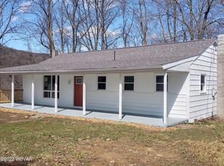 18 Reeder Rd, Lock Haven, PA 17745