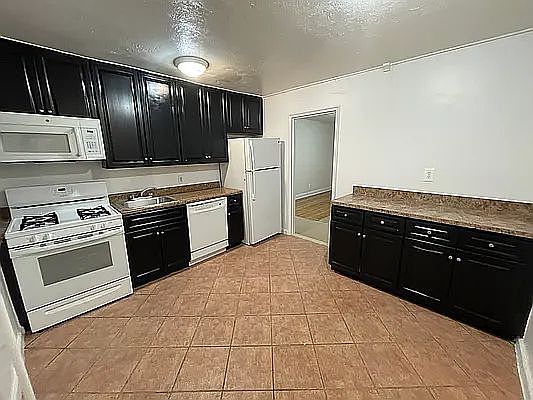1st image of 21-19 27th St #G1