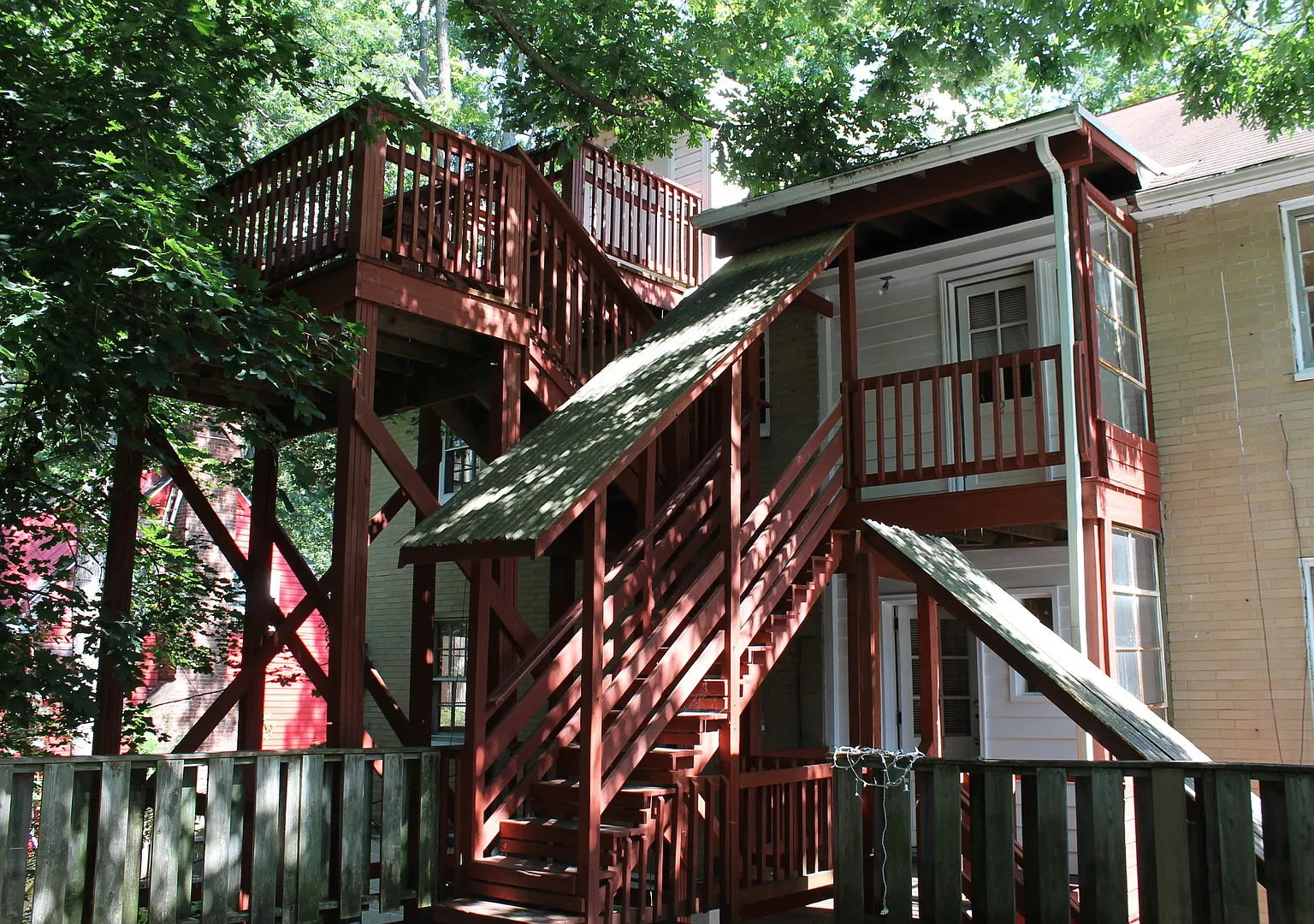 277 Woodland Drive — Photo 1