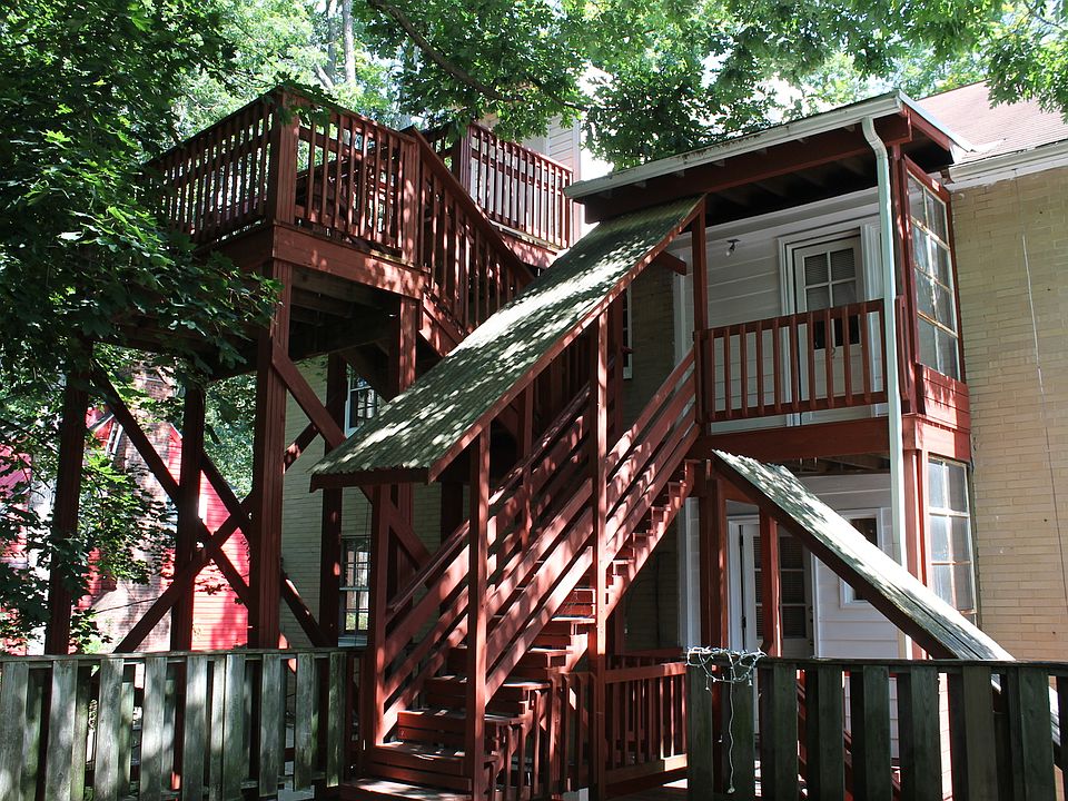 1st image of 277 Woodland Dr