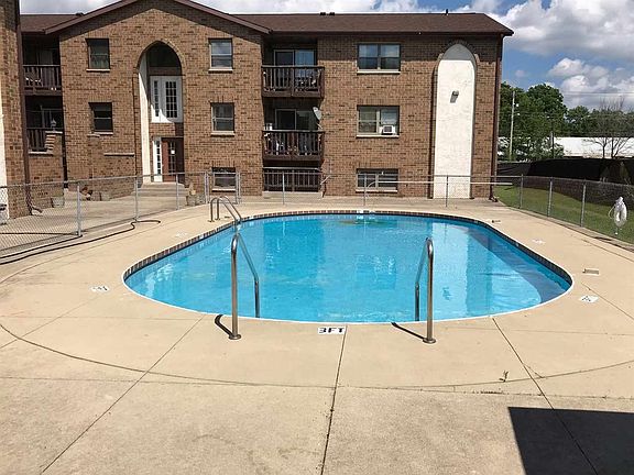 Enjoy pool on hot days