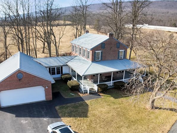 136 Winding Ln, Lewistown, PA 17044