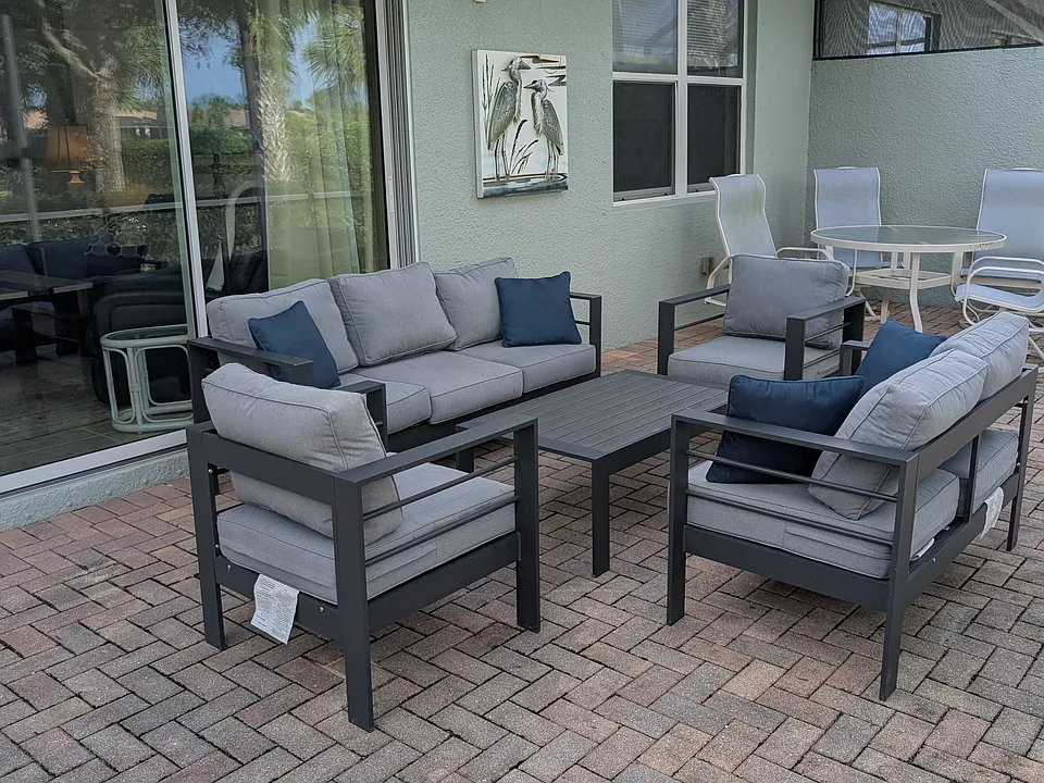 10457 Materita Dr