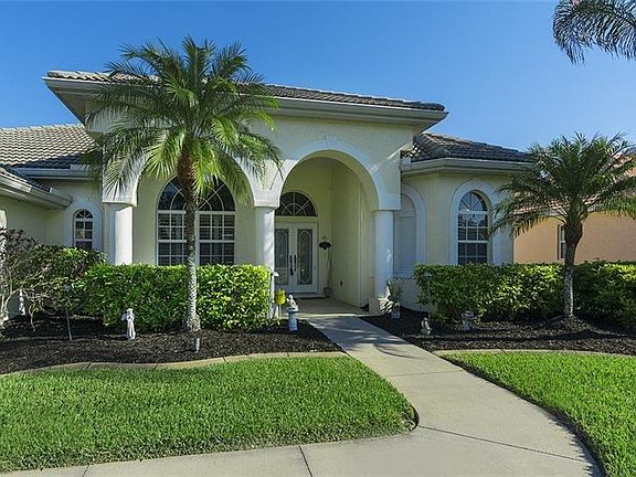 3rd image of 5497 Oak Grove Ct