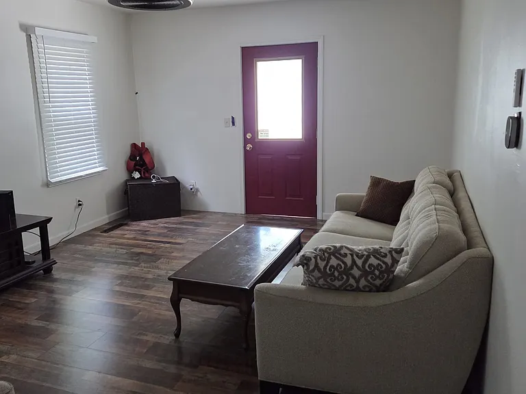 2241 Vaness Dr — Photo 4