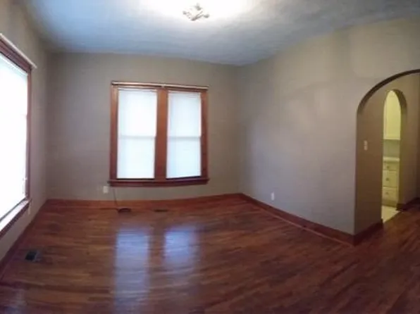 116 E Ellsworth Ave #1, Salina, KS 67401