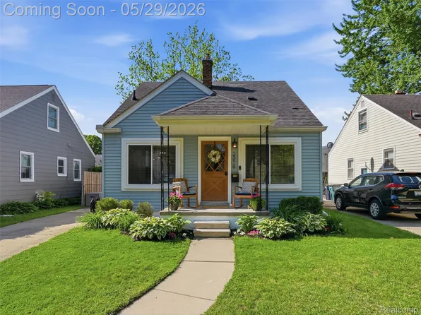 2218 Sprague Ave, Royal Oak, MI 48067