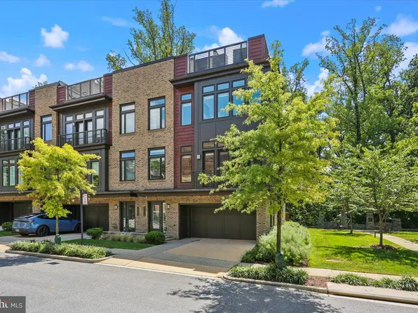 5352 Merriam St, Bethesda, MD 20814