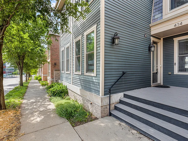434 Northern Ave — Photo 3