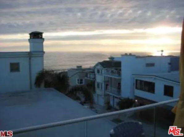 132 21st St, Manhattan Beach, CA 90266
