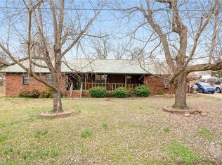 204 N Plum St, Hackett, AR 72937