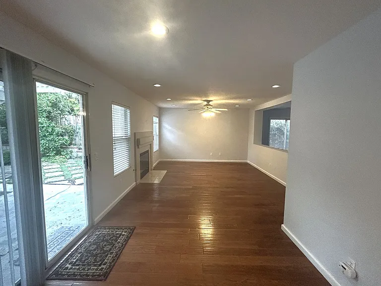 4344 Stone Mountain Dr — Photo 8