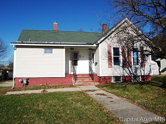 1st image of 581 W 2nd St