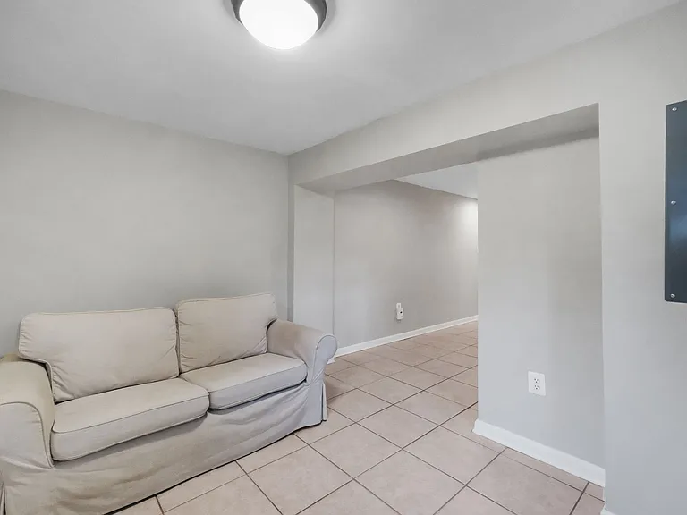 318 Farragut St NW #BASEMENT — Photo 14