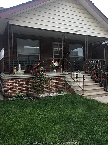 1153 Elsmere Ave #LOWER Photo 1