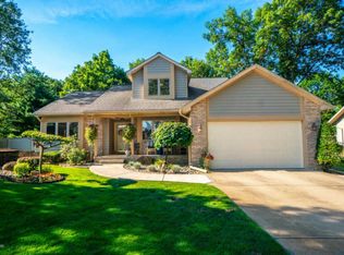 5544 W Lakeview Dr, La Porte, IN 46350