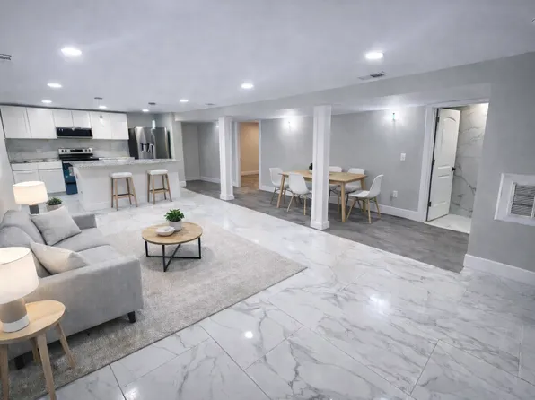 1593 Ella T Grasso Blvd #B, New Haven, CT 06511