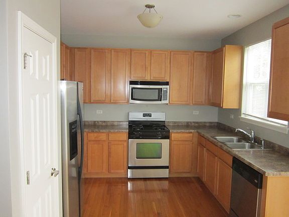 5th image of 3409 Bradbury Cir