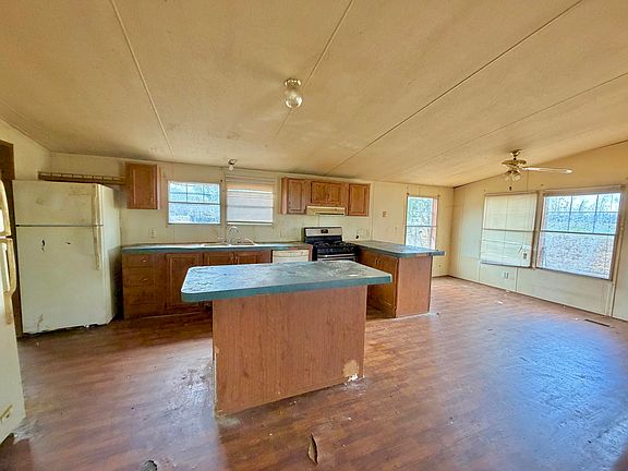 3rd image of 88 Dumont Rd